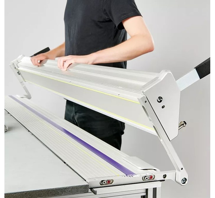 FLEXA EVOLUTION 3 SMARTFOLD VERTICAL TABLETOP CUTTER